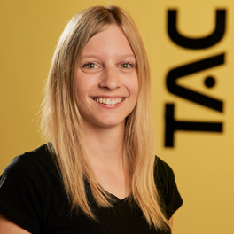 Testimonial Essenszuschuss App Mittagsmarken – Porträt von Anika Rössler, HR Manager bei TAC